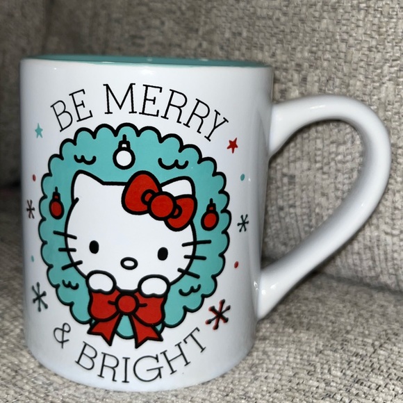 NEW! Hello Kitty Christmas Mugs - Picture 3 of 5